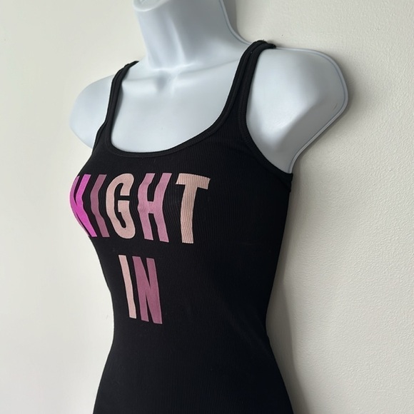 “Night In” Express tank - Picture 2 of 3